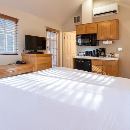 Riverpointe Napa Valley Resort Экстерьер фото