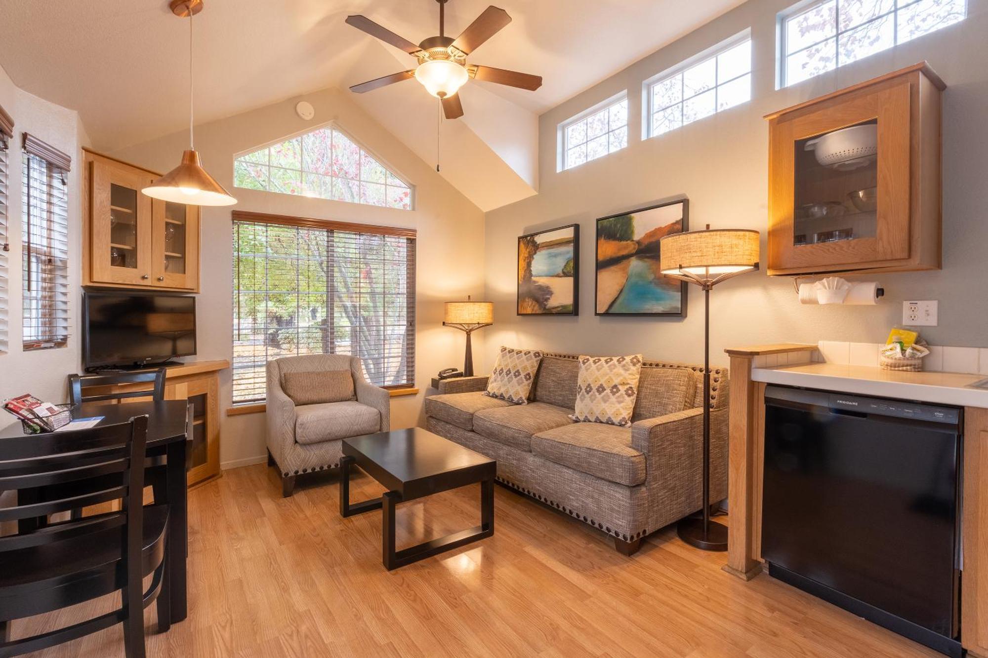 Riverpointe Napa Valley Resort Экстерьер фото